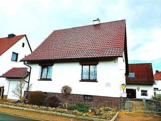 Einfamilienhaus zum Kauf 250.000 € 6 Zimmer 130 m² 599 m² Grundstück frei ab sofort Leißling Weißenfels 06667
