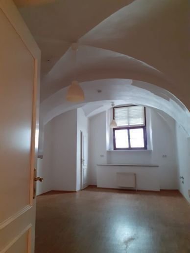 Wohnung zur Miete 599 € 3 Zimmer 139 m²<br/>Wohnfläche 3.<br/>Geschoss Hintere Reichenstraße 4 Innenstadt Bautzen 02625