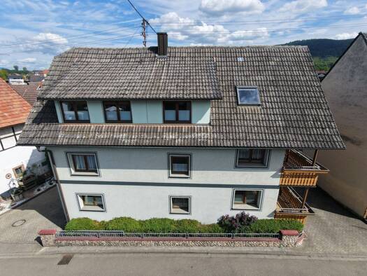 Mehrfamilienhaus zum Kauf 449.000 € 12 Zimmer 206 m² 549 m² Grundstück frei ab 01.10.2026 Oberschopfheim Friesenheim 77948