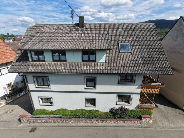 Mehrfamilienhaus zum Kauf 449.000 € 12 Zimmer 206 m² 549 m² Grundstück frei ab sofort Oberschopfheim Friesenheim 77948