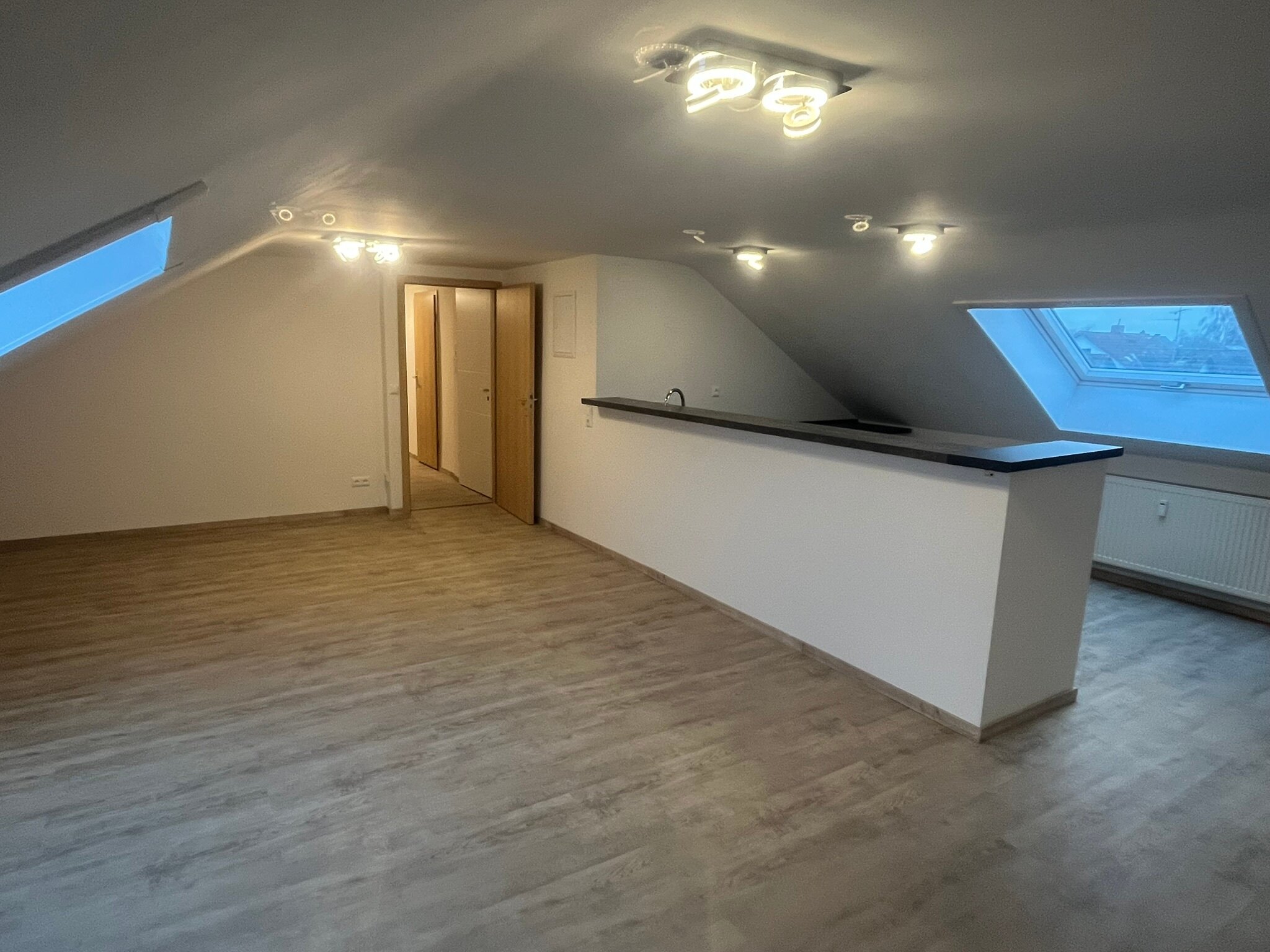 Wohnung zur Miete 800 € 3 Zimmer 80 m²<br/>Wohnfläche 2.<br/>Geschoss ab sofort<br/>Verfügbarkeit Kinosiedlung Untermeitingen 86836