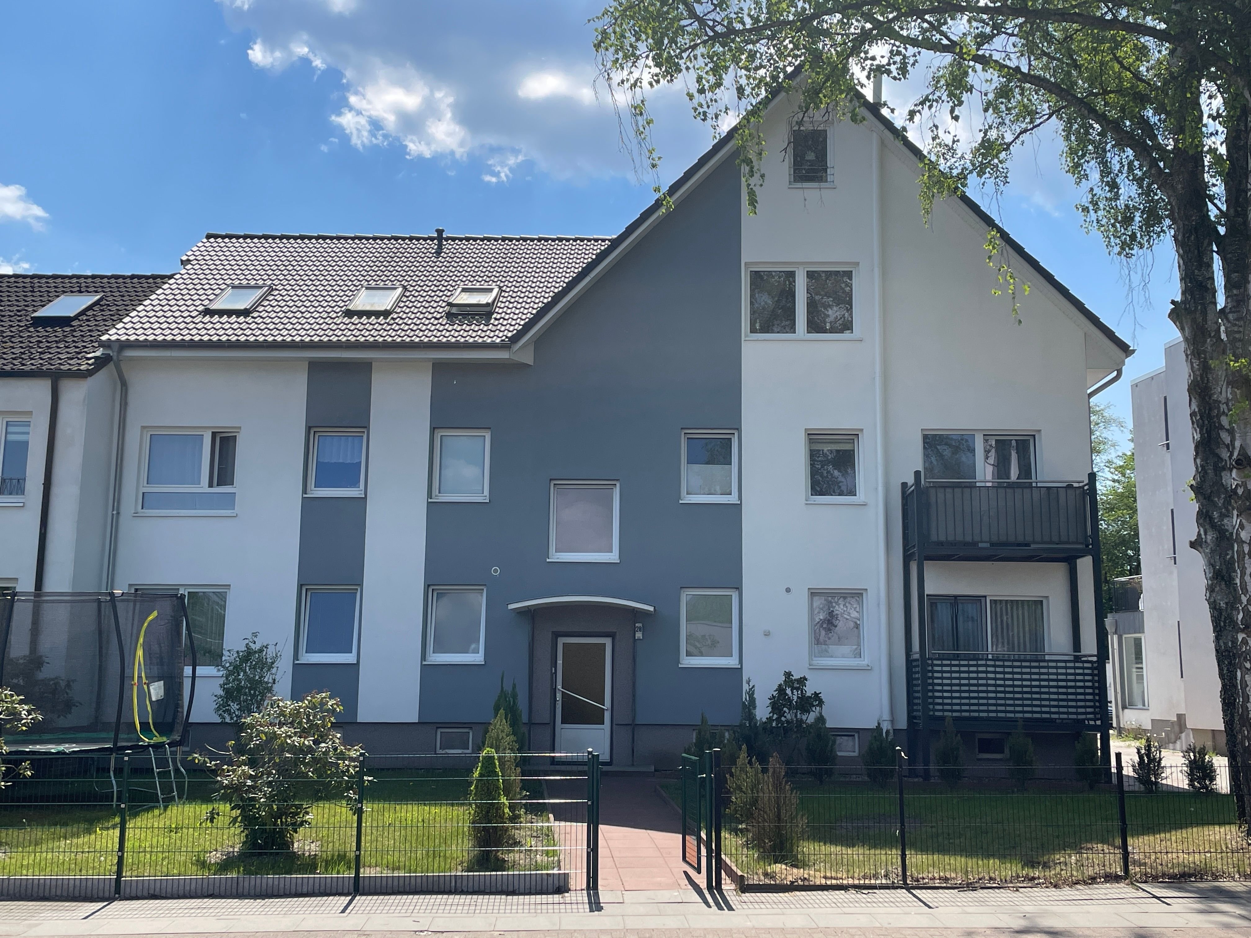 Mehrfamilienhaus zum Kauf 1.600.000 € 20 Zimmer 563 m²<br/>Wohnfläche 809 m²<br/>Grundstück Rahlstedt Hamburg 22143