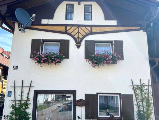 Einfamilienhaus zur Miete 910 € 5 Zimmer 126 m² frei ab 01.06.2026 Trauchgau Halblech 87642