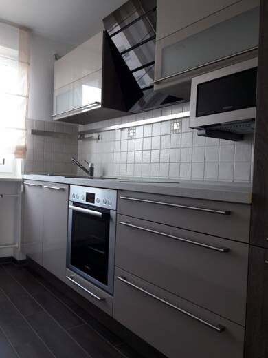 Wohnung zur Miete 850 € 3 Zimmer 74 m² Geschoss 3/4 frei ab 01.08.2025 Kasernenviertel - Benzstraße Regensburg 93053