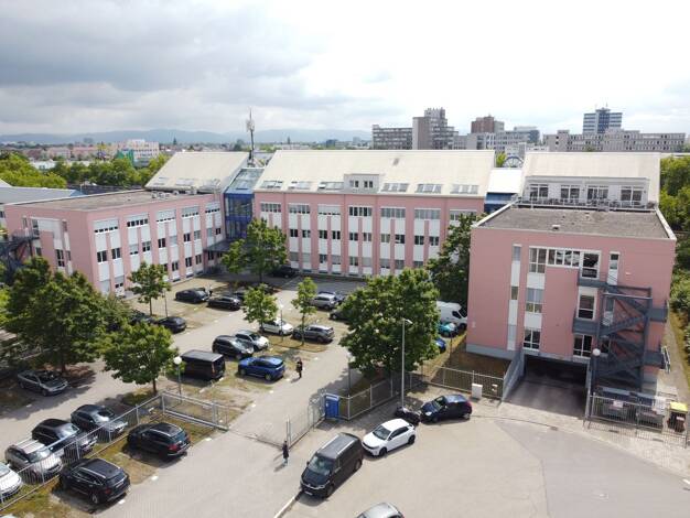 Bürofläche zur Miete 10 € 929 m² Bürofläche teilbar ab 291 m² Am Exerzierplatz 2 Neckarstadt Mannheim 68167