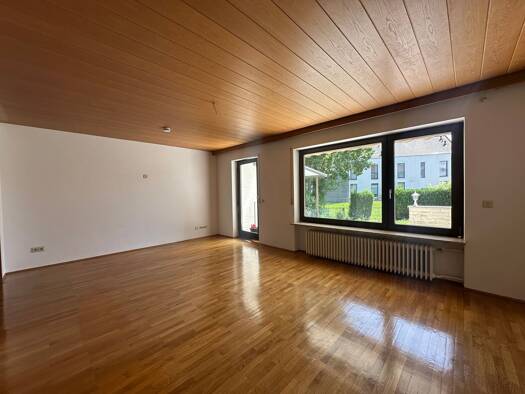 Reihenmittelhaus zur Miete 1.495 € 5,5 Zimmer 136 m² 183 m² Grundstück Offenhausen Neu-Ulm / Offenhausen 89231