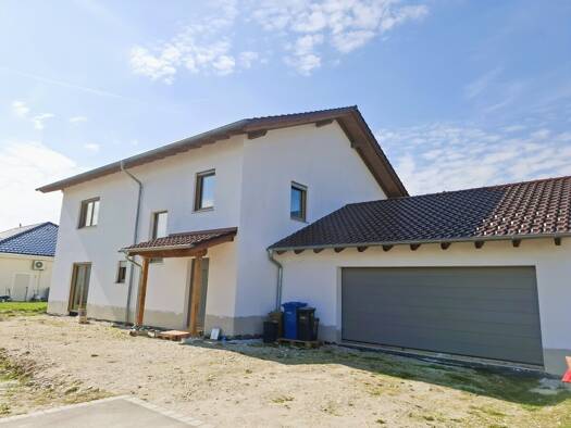 Einfamilienhaus zum Kauf 699.000 € 6 Zimmer 230 m² 836 m² Grundstück Würding Bad Füssing / Würding 94072