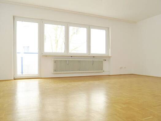 Wohnung zur Miete 790 € 3 Zimmer 73,9 m² 2. Geschoss frei ab 01.12.2025 Pettenkoferstr. 9 Achdorf Landshut-Achdorf 84036