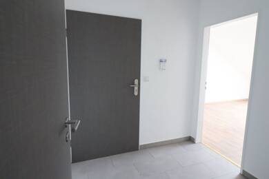 Wohnung zur Miete 400 € 2 Zimmer 40 m² Dachgeschoss, 3. Geschoss frei ab sofort Stadt Ansbach 91522