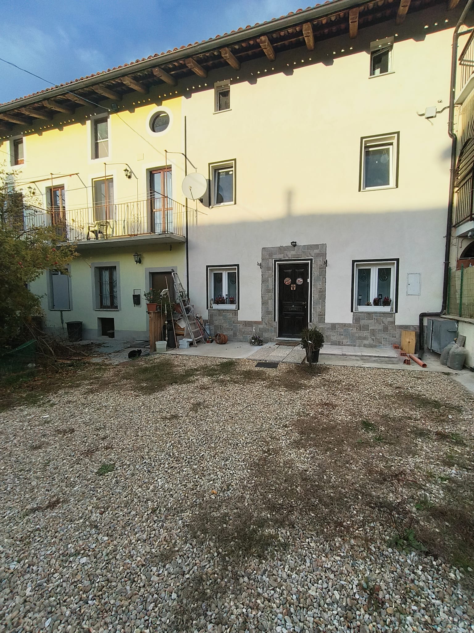 Haus zum Kauf provisionsfrei 85.000 € 6 Zimmer 160 m²<br/>Wohnfläche 200 m²<br/>Grundstück ab sofort<br/>Verfügbarkeit borgata novi16-MONTA cn. MONTA cn. 12046