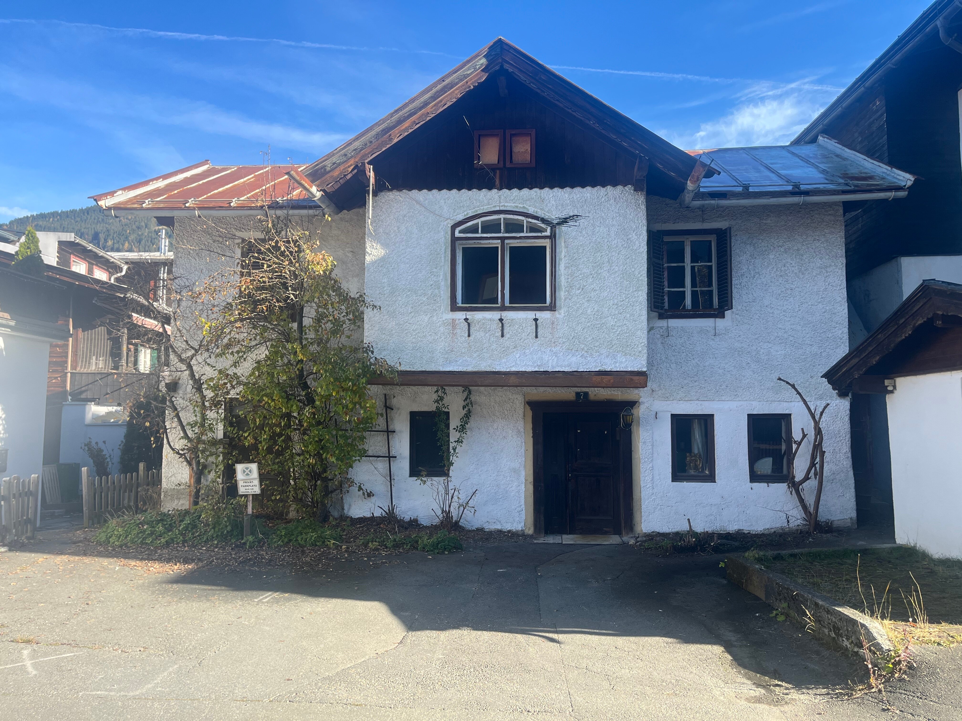 Stadthaus zum Kauf provisionsfrei 1.390.000 € 5 Zimmer 93,1 m²<br/>Wohnfläche 87 m²<br/>Grundstück ab sofort<br/>Verfügbarkeit Kitzbühel 6370