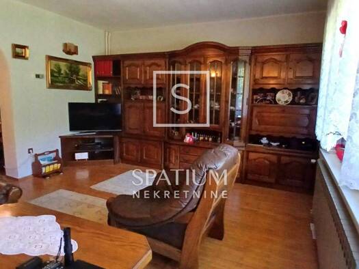 Haus zum Kauf 410.000 € 9 Zimmer 400 m² Krivac, Delnice Delnice