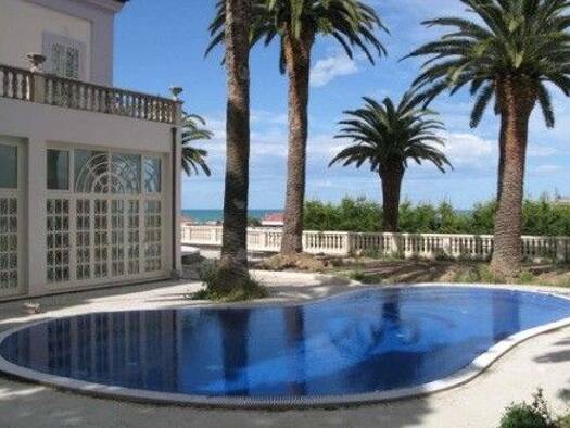 Villa zum Kauf 1.110.000 € 18 Zimmer 450 m² 2.300 m² Grundstück frei ab sofort Silvi 64028