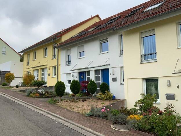 Reihenmittelhaus zur Miete 1.375 € 5 Zimmer 136 m² 151 m² Grundstück Waldfischbach-Burgalben 67714