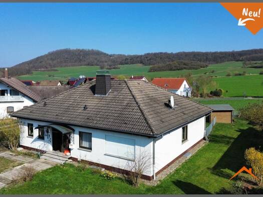 Einfamilienhaus zum Kauf 295.000 € 4 Zimmer 102 m² 1.221 m² Grundstück frei ab sofort Gensungen Felsberg 34587