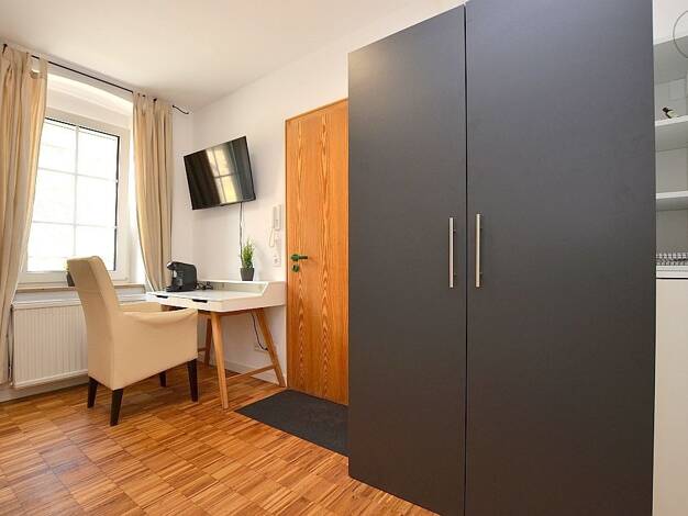 Studio zur Miete auf Zeit 725 € 1 Zimmer 15 m² frei ab sofort Altstadt Schweinfurt 97421
