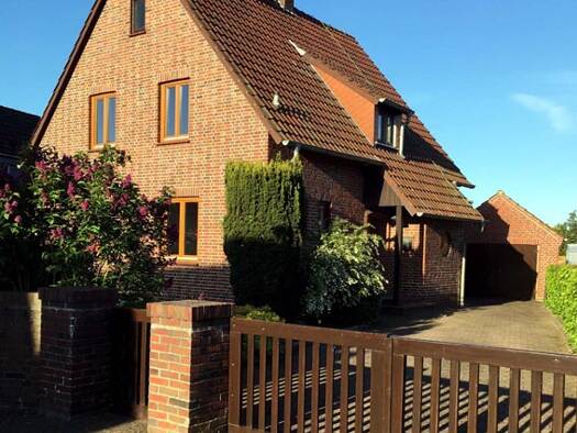 Einfamilienhaus zur Miete 1.450 € 5 Zimmer 120 m² 800 m² Grundstück frei ab 01.10.2025 Ritterhude Ritterhude 27721