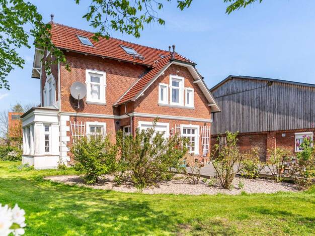 Bauernhaus zum Kauf 985.000 € 12 Zimmer 400 m² 21.855 m² Grundstück Volsemenhusen 25693