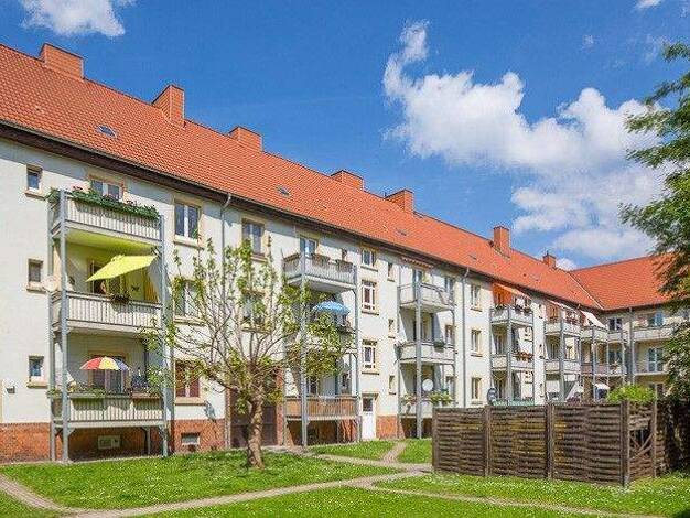 Wohnung zur Miete 403 € 2 Zimmer 65 m² 2. Geschoss frei ab 18.03.2026 Försterstr. 17 Leipziger Str. Magdeburg 39112