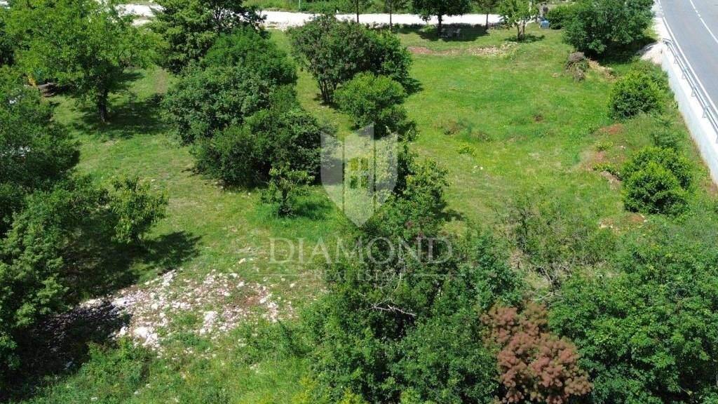 Land-/Forstwirtschaft zum Kauf 71.500 € Labin Labin