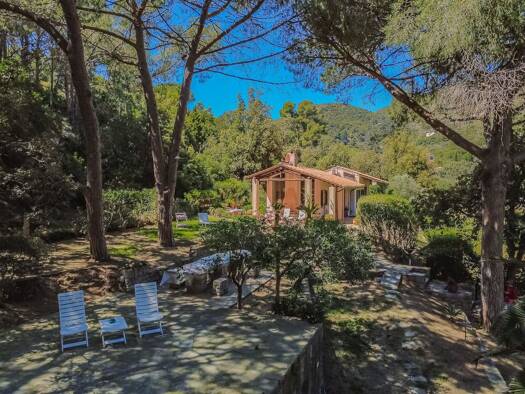 Villa zum Kauf 1.450.000 € 7 Zimmer 206 m² 2.280 m² Grundstück Meeresnähe Campo Nell'Elba 57034