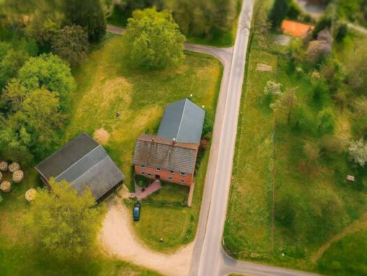 Einfamilienhaus zum Kauf 320.000 € 9 Zimmer 250 m² 6.997 m² Grundstück Gohlau 3 Gohlau Waddeweitz / Gohlau 29496