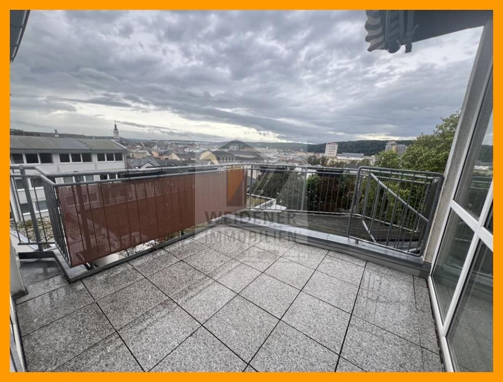 Wohnung zur Miete 660 € 3 Zimmer 110 m²<br/>Wohnfläche 4.<br/>Geschoss ab sofort<br/>Verfügbarkeit Leipziger Straße 29 Clara-Zetkin-Straße / Friedrich-Engels-Straße Gera 07545