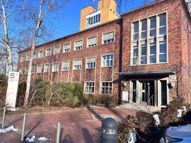 Bürofläche zur Miete 18,50 € 10 Zimmer 508 m² Bürofläche teilbar ab 100 m² Borsigwalde Berlin 13509