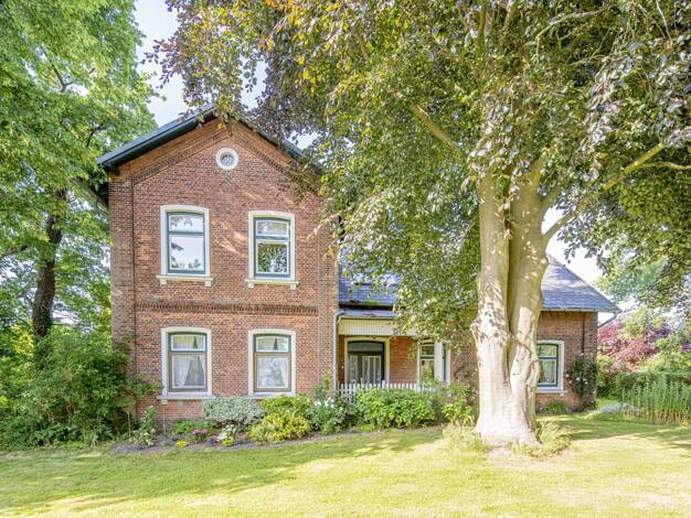 Einfamilienhaus zum Kauf 599.000 € 9 Zimmer 300 m² 3.024 m² Grundstück Brokdorf 25576