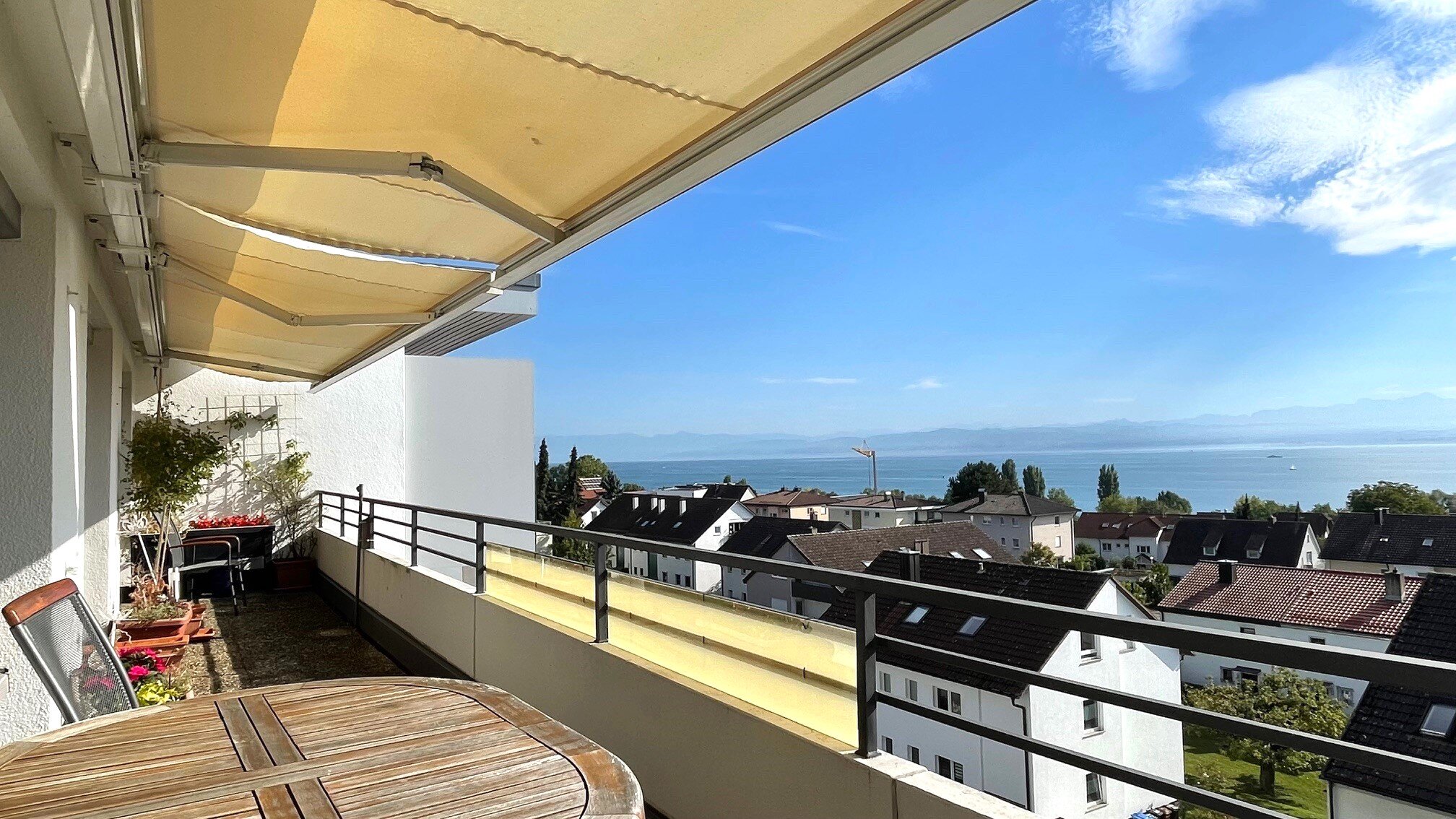 Wohnung zum Kauf 450.000 € 4 Zimmer 95 m²<br/>Wohnfläche 4.<br/>Geschoss Immenstaad Immenstaad am Bodensee 88090