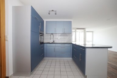 Wohnung zur Miete 539 € 2 Zimmer 71,9 m² 4. Geschoss Äußere Schneeberger Straße 6 Mitte - Süd 141 Zwickau 08056