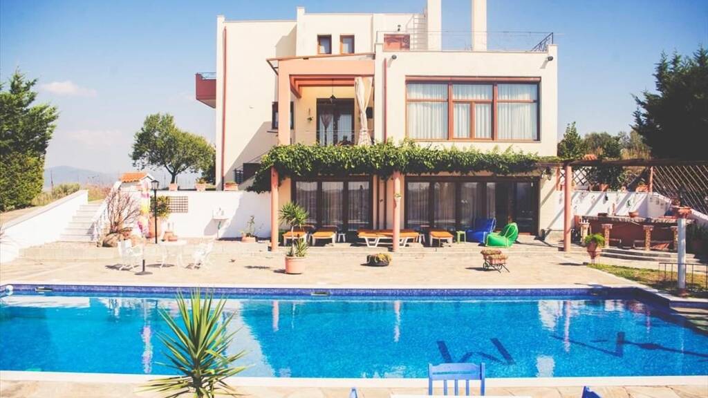 Villa zum Kauf 1.500.000 € 8 Zimmer 8.300 m² Grundstück Thessaloniki
