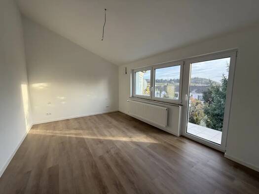 Reihenhaus zur Miete 1.750 € 4,5 Zimmer 117 m² 171 m² Grundstück frei ab 01.01.2026 Heimsheim 71296