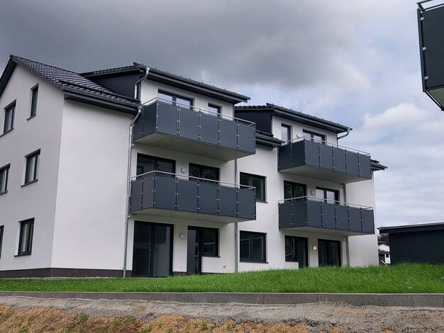 Wohnung zur Miete 899 € 3 Zimmer 79 m² 2. Geschoss frei ab 01.11.2026 Bergen Bergen auf Rügen 18528