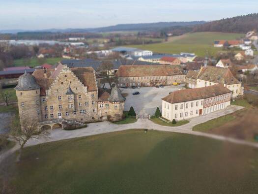 Maisonette zur Miete 1.980 € 5 Zimmer 223 m² Eyrichshof Ebern 96106