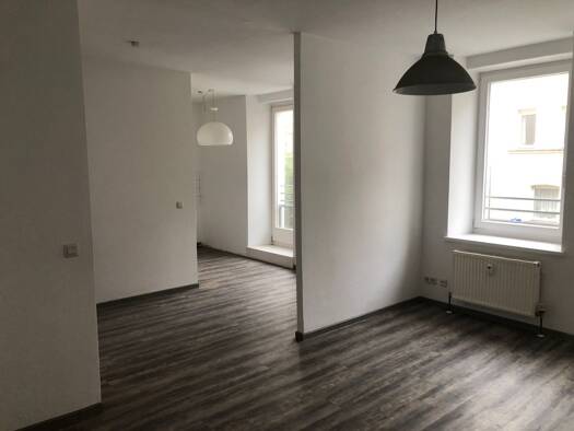 Studio zur Miete 770 € 1,5 Zimmer 44 m² Geschoss 1/5 frei ab sofort Rosenau Nürnberg 90429
