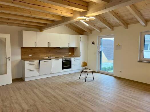 Wohnung zur Miete 890 € 3 Zimmer 86,7 m² 2. Geschoss frei ab 01.10.2026 Schrezheim Ellwangen 73479