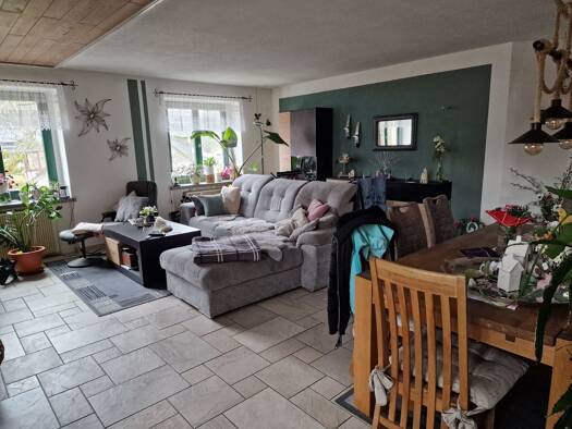 Haus zum Kauf 190.000 € 2 Zimmer 400 m² 2.200 m² Grundstück Schnarrtanne Auerbach 08209