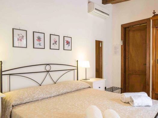 Haus zum Kauf 1.200.000 € 300 m² 3.000 m² Grundstück Marina di Ragusa 97010
