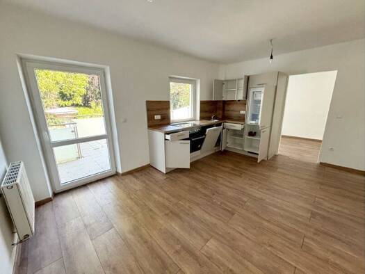 Wohnung zur Miete 647 € 4 Zimmer 66 m² 1. Geschoss Lanzenkirchen 2821