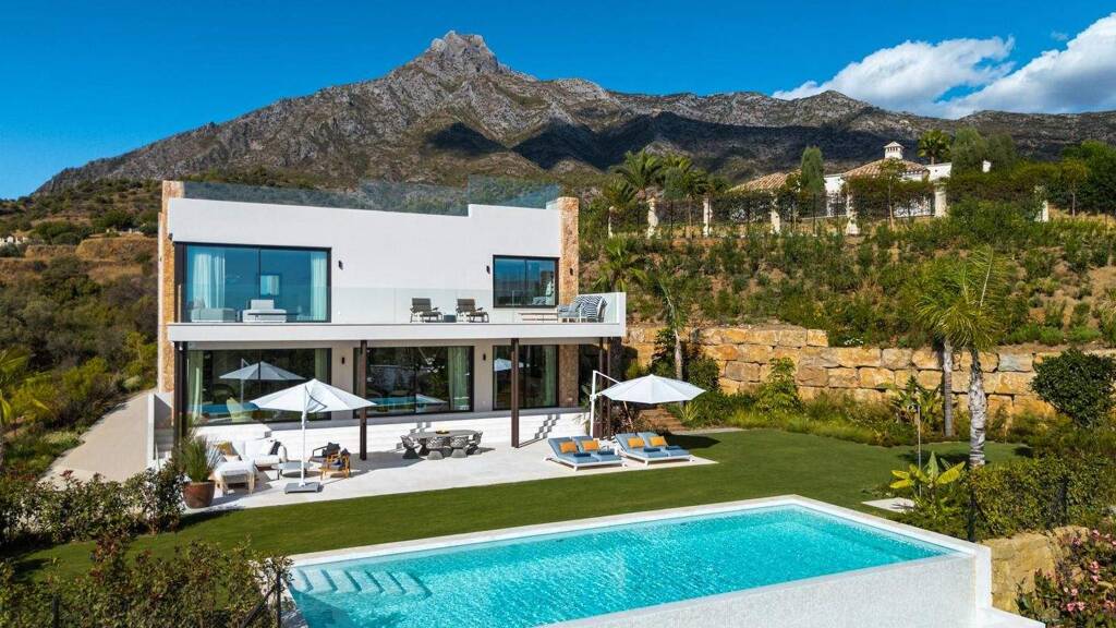 Haus zum Kauf 14.995.000 € 825 m² 3.560 m² Grundstück Marbella 29600
