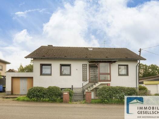 Mehrfamilienhaus zum Kauf 269.000 € 6 Zimmer 156 m² 749 m² Grundstück Kircheib 57635