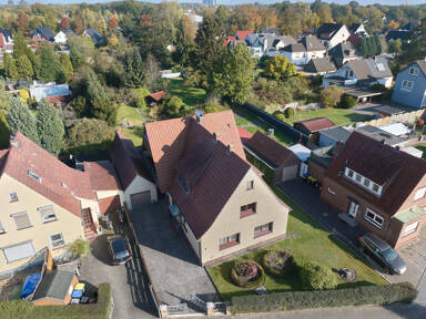 Mehrfamilienhaus zum Kauf 399.000 € 8 Zimmer 211 m² 2.484 m² Grundstück Rönnebeck Bremen 28777