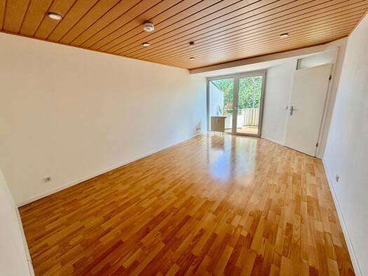 Wohnung zur Miete 650 € 2 Zimmer 57,6 m² Geschoss 2/4 frei ab sofort Erbach Homburg 66424
