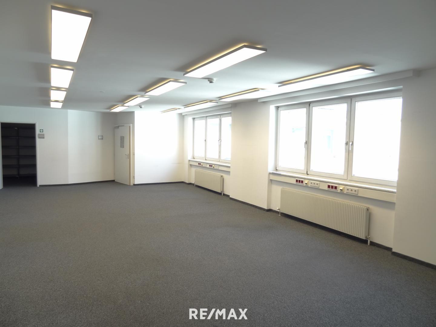 Bürofläche zur Miete 10 Zimmer 331,8 m²<br/>Bürofläche Innsbruck Innsbruck 6020