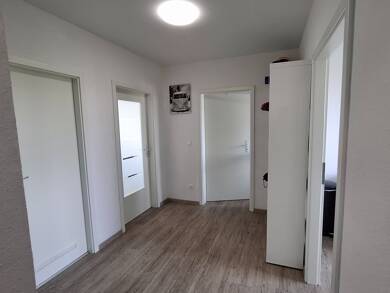 Studio zur Miete 850 € 2 Zimmer 62,6 m² 6. Geschoss frei ab 01.09.2025 Warburghof 16 Groß Buchholz Hannover 30627