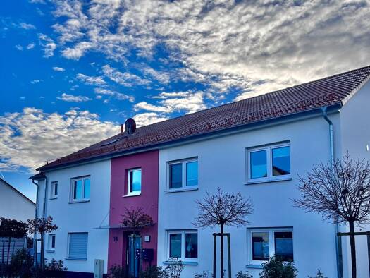 Wohnung zur Miete 1.150 € 4 Zimmer 97 m² frei ab 01.04.2026 Seukendorf 90556