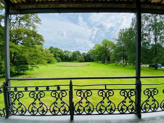 Haus zum Kauf 980.000 € 20 Zimmer 650 m² 9.262 m² Grundstück Hof 2 Altenhagen Kröpelin 18236