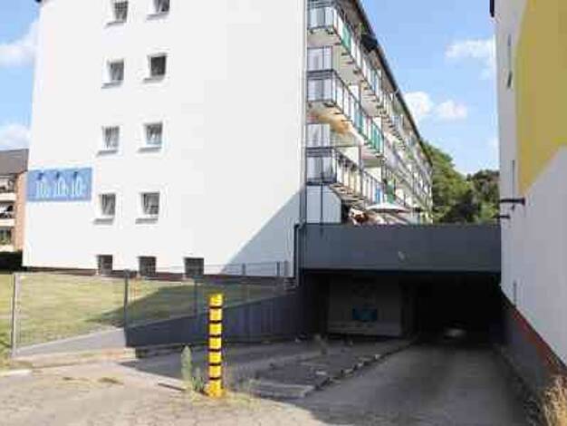 Tiefgarage zur Miete provisionsfrei 44 € Mittelstraße 2 b Glashütte Norderstedt 22851