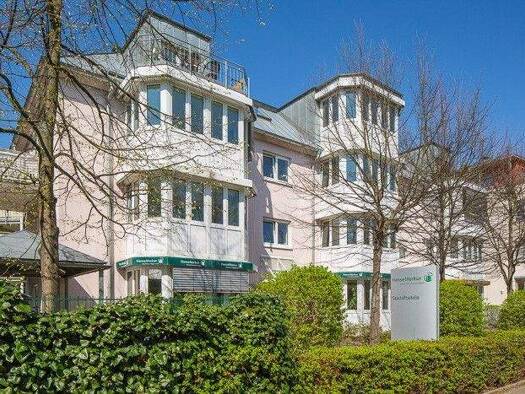 Tiefgarage zur Miete provisionsfrei 57 € Bertolt-Brecht-Allee 1 Striesen-Süd Dresden 01309